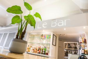 SOWELL HOTELS Le Beach : photos des chambres