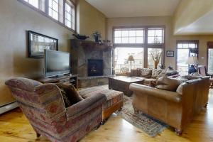 Four Bedroom House room in EagleRidge Townhomes 1435