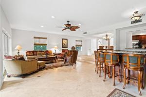 Four Bedroom House room in Secret Treasure