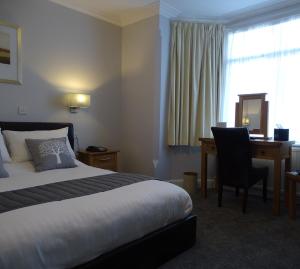 Queen Room room in The Beeches Hotel & Leisure Club