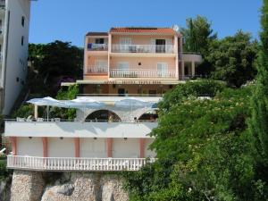 Apartmani Tepli Bok 