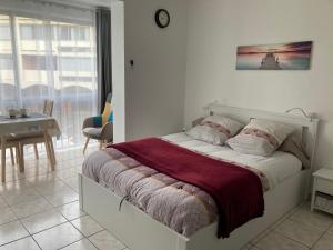 Appartements Les Fregates : photos des chambres