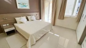 Vista Point - Cast Renting - Taʼ Xbiex