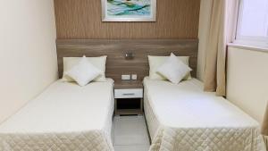 Vista Point - Cast Renting