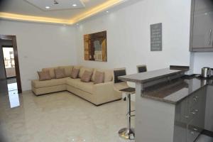 Amazing one Bedroom Apartment in Amman Elwebdah 3