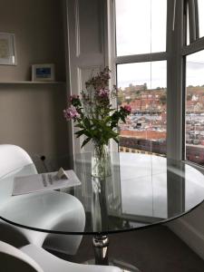 Riverview Apartment with Private Parking