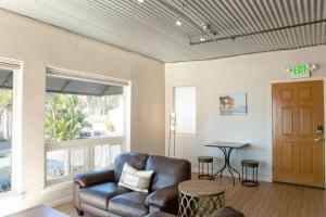 90 San Luis Street Unit B