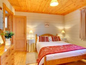 Apple Tree Lodge