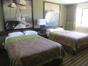 Double Room with Two Double Beds - Smoking room in Super 8 by Wyndham Fort Myers