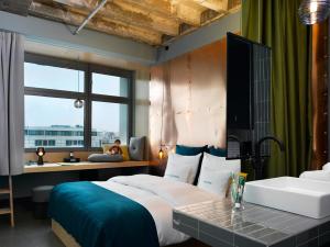 Medium Urban room in 25hours Hotel Bikini Berlin