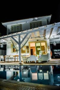 Riverland Turtle Beach Villa