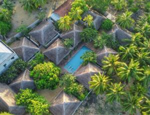 Hiru Villas and Kitesurfing