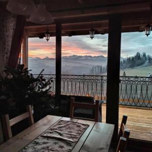 Domek na Ubocy z jacuzzi, sauną i widokiem