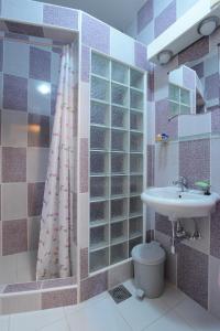 Sobe Zlatna Greda Motorcycle friendly