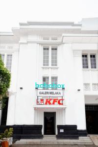 Bobopod Kota Tua, Jakarta