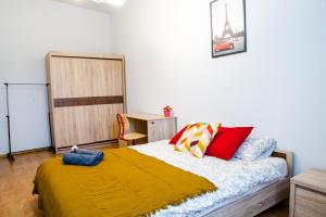 Apartament Brązowy Narutowicza 11