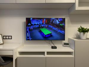 Modern & Homely Apartment - FREE PARKING - NETFLIX