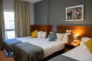 Triple Room room in Hotel Alda Ciudad de Soria