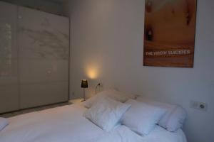 Roger De Lluria Design Apartment