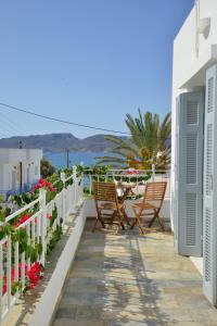 Esperos Seaside Apartment in Adamas, Milos Milos Greece