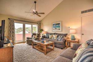 Breezy St Augustine Condo Walk to Crescent Beach!