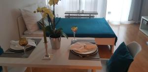 Studio with Balcony room in Apartment Nr 2 in Stuttgart Stadtmitte