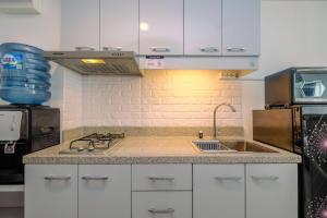 Brand New Studio Apartment at H Residence By Travelio