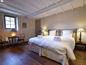 Maisons de vacances Manor in Normandy with Spa and Pool : photos des chambres