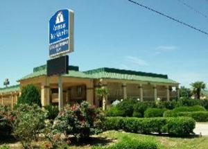Room #34761605 room in Americas Best Value Inn Denham Springs