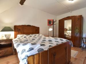 Maisons de vacances Countryside Holiday Home in Decize near Town Centre : photos des chambres