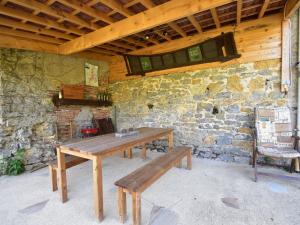 Maisons de vacances Countryside Holiday Home in Decize near Town Centre : photos des chambres