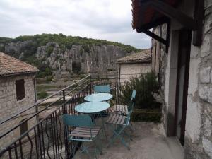 Maisons de vacances maison pierre et voute au coeur du village : photos des chambres