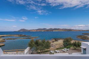 Venia's Guesthouse Milos Greece