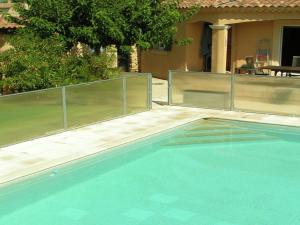 obrázek - Cozy cottage in Carpentras with fenced pool