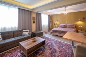 Ririka Athens Homes - Cosy Apartments in Monastiraki, Athens Historical Centre