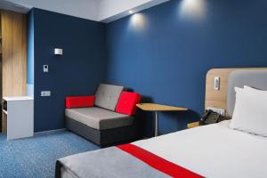 Standard King Room with Sofa Bed room in Holiday Inn Express Moscow - Khimki Go Park an IHG Hotel