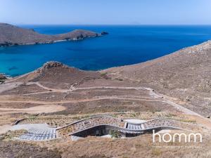 KYR MIMIS homm Contemporary Cycladic Design Villa Seriphos Greece