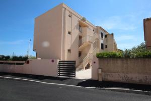 Studio climatise 2 couchages, Wifi, VUE MER directement à PORTIRAGNES PLAGE LXBFM10
