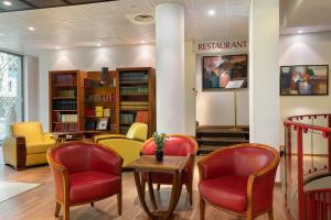 Hotels Hotel Charlemagne : photos des chambres