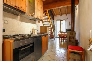 2 bedrooms appartement with furnished balcony at Riolunato 4 km away from the slopes