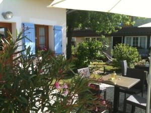 Hotels Logis Hotel La Grange Du Relais : photos des chambres