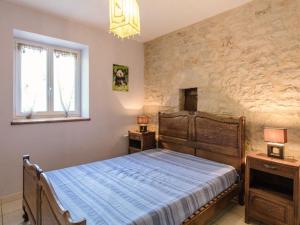 Maisons de vacances Beautiful Holiday Home in Cressensac with Swimming Pool : photos des chambres
