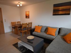 Gemütliche Ferienwohnung mit Garten in Robertsdorf