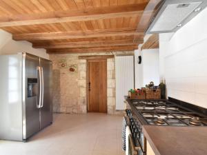 Maisons de vacances Beautiful holiday home in Verteillac with pool : photos des chambres
