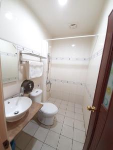 Phòng 4 người Nhìn ra cảnh Núi non (Quadruple Room with Mountain View)