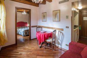 Family Junior Suite room in Hotel Piccola Fenice