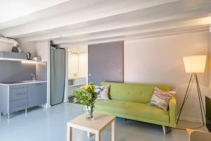 My Address in Plaza Real