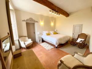 B&B / Chambres d'hotes Domaine Les Muriers : photos des chambres