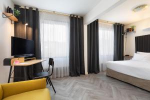 Hotels Hotel Chromatics & Restaurant Hill Club : photos des chambres