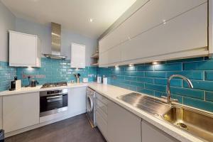 Modern 2 Bed Flat - The Black Dog Pub APT - 6 mins from Vauxhall station
